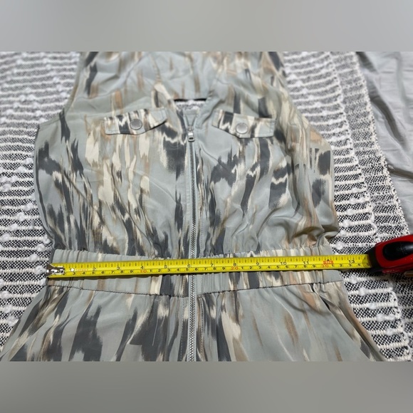 A/X ARMANI EXCHANGE | Patterned Romper Size P0/ Petite 0 - Picture 15 of 15
